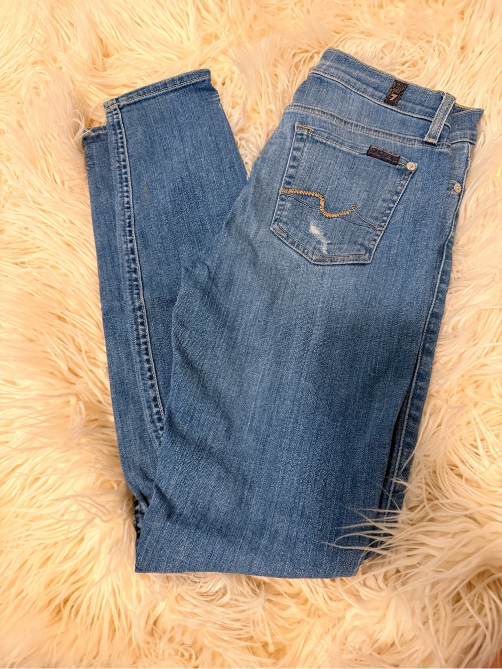 7 for all mankind  Gwenevere Distressed Skinny Jean Size 26